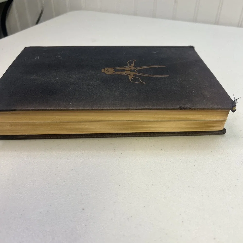 VTG‎ Horn of the Hunter by Robert C. Ruark, 1953 Collectible Illustrated Africa